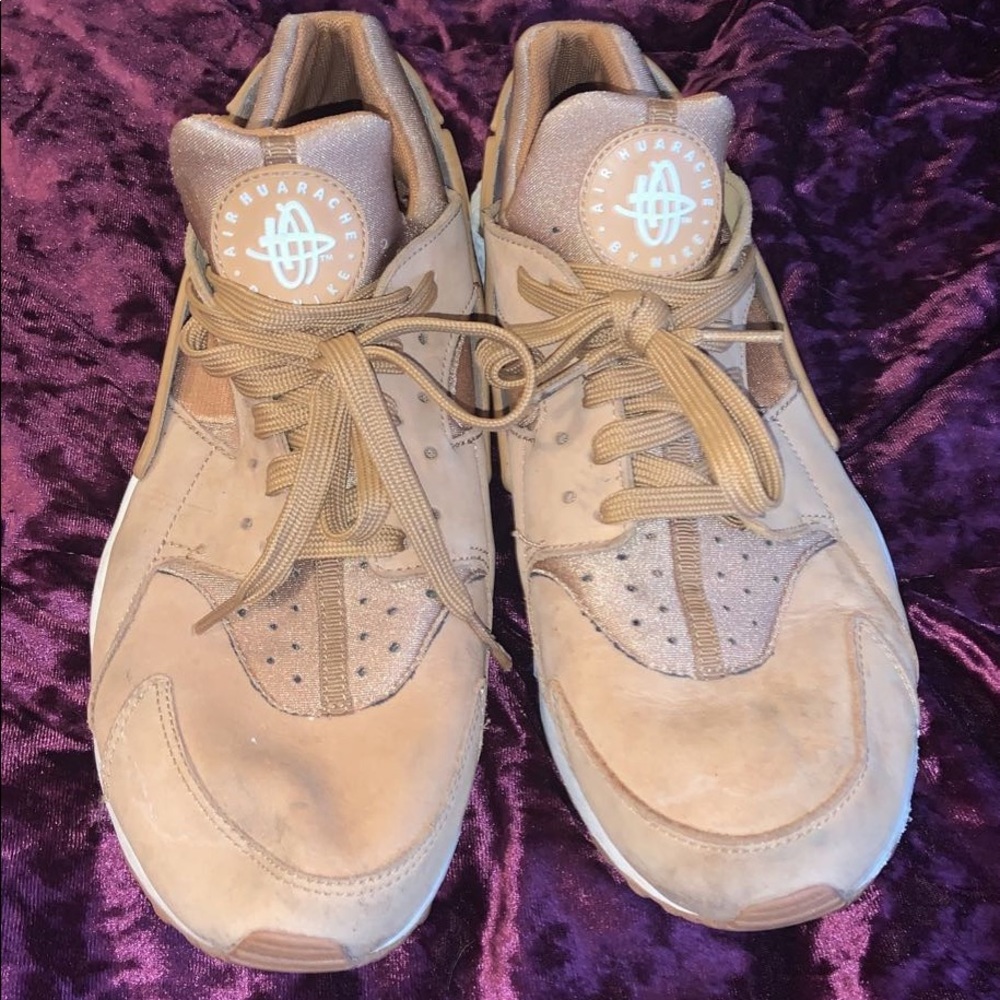 Nike Air Huarache shoes